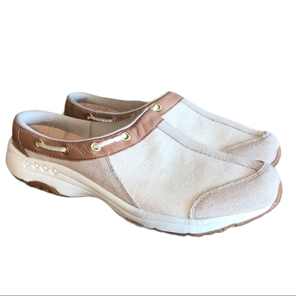 easy spirit travelport clogs